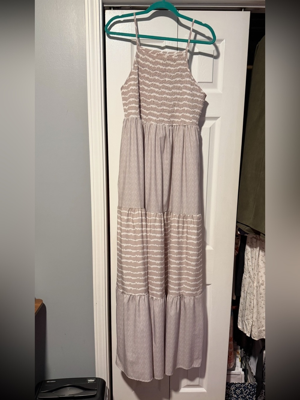 Women’s Sleeveless Tiered Maxi Dress in Light Tan
